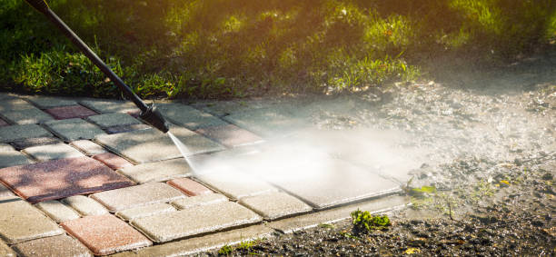 Best Playground Equipment Cleaning  in Thornwood, NY
